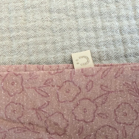 Gunamuna Convertible Pajamas, Dainty, 6-9mo - Picture 6 of 6